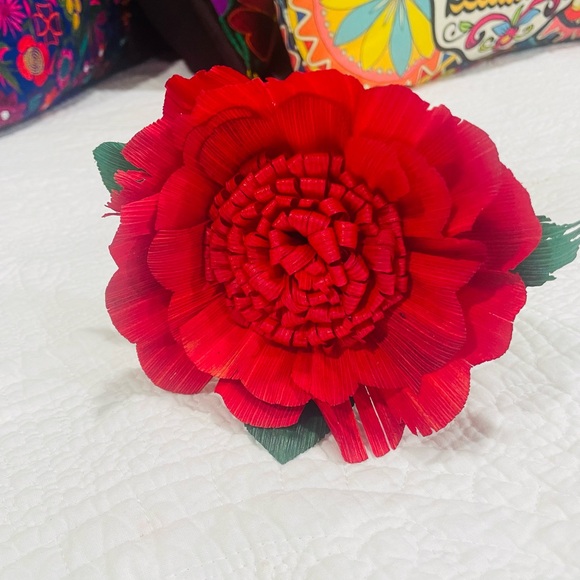 Mexican Corn Husk Flowers. $10.00 - Picture 4 of 12